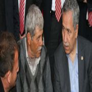 ARINÇ İLE KÖYLÜLER ARASINDA TERÖR TARTIŞMASI!