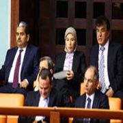 MECLİS TE, BAŞÖRTÜLÜ YE  ÇIK  DENİLDİ!
