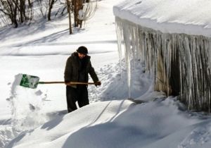 Kars Sıfırın Altında 32 Dereceyi Gördü