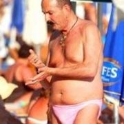 CEMİL İPEKÇİ, SİYAH TAN PEMBE MAYO YA!