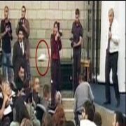 FLAŞ.. IMF BAŞKANINA AYAKKABILI PROTESTO