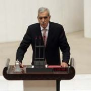 AHMET TÜRK:  GEÇMİŞLE GERÇEK YÜZLEŞME ŞART 