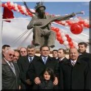 TAKKELİ GİTTİ FÖTRLÜ AŞIK VEYSEL GELDİ