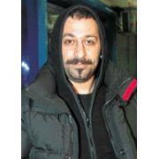CEM YILMAZ DAN ISSIZ ADADA KOMEDİ