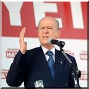  ÜLKÜCÜ HAREKET SENİN ÜMÜĞÜNDEN TUTAR 