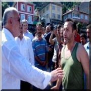 BAKAN A RİZE DE İŞÇİ TEPKİSİ