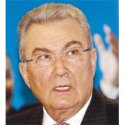  EŞİNİN BAŞÖRTÜSÜ DEĞİL, ADAYIN BAŞANIN IÇİ ÖNEMLİ 
