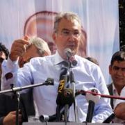BAYKAL BAŞBAKAN A SESLENDİ:  BASKIYI KİM YAPIYOR 