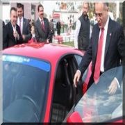 FERRARİLİ SEÇİM STARTI!