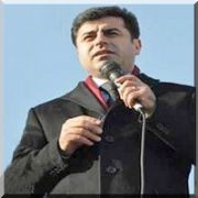 TERÖRİSTLERE BÖYLE SAHİP ÇIKTI: PKK LILARI KATLETTİNİZ 