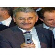 HAYDAA... BAKANIN TELEFONU DA KAÇAK ÇIKTI!