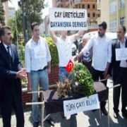 BAŞBAKAN A MEMLEKETİ RİZE DEN,  ÇAY  PROTESTOSU!