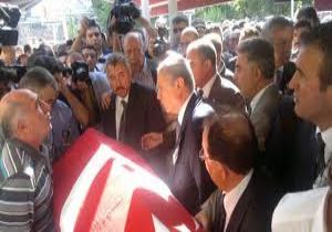 ERDOĞAN NECİP FAZIL IN OĞLU NUN CENAZESİNE KATILDI..