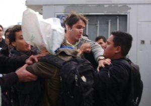 ABD Askerine Çuval Geçirildi