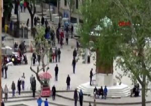  Manisa da Deprem! İzmir de Sallandı
