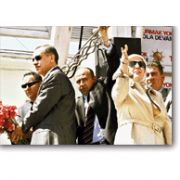ERDOĞAN IN MİTİNGİNDE ÜSTEĞMEN E YUMRUK