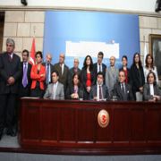 DTP, YARIN  SABAHA KADAR MECLİS TE EYLEM DE 
