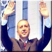 BAŞBAKAN DAN YAŞLILARA MÜJDE