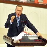 ERDOĞAN DAN DTP LİLERE  NAZİZMİ HORTLATTINIZ 