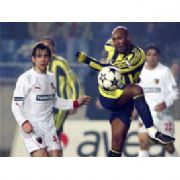 FENERBAHÇE KALDIĞI YERDEN 3-0