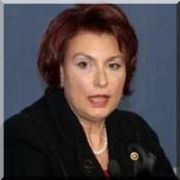 UĞUR MUMCU VAKFI NA BASKIN YAPAN POLİSLER
NERENİN POLİSİ?