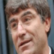 FLAŞ..FLAŞ.. GAZETECİ HRANT DİNK ÖLDÜRÜLDÜ