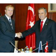  AVRUPA  ÖLÜMÜ GÖSTERİP, HASTALIĞA RAZI OLUN  DİYOR 