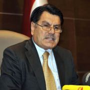 HAŞİM KILIÇ IN BAŞÖRTÜSÜ ÇÖZÜMÜ!