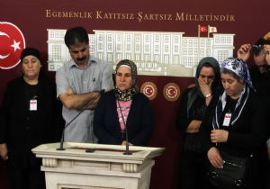  BAŞBAKAN HER GÜN YARAMI KANATIYOR 