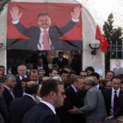 ERDOĞAN DAN YAZICIOĞLU AİLESİNE TAZİYE ZİYARETİ
