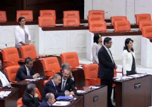 VEKİLLERDEN DURAN ADAMA DESTEK!