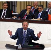 KÜRSÜDE BAŞBAKAN’DAN RANDEVU İSTEDİ
