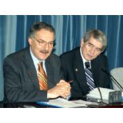 CHP :  AK ENERJİ DEN SONRA AK TOKİ DE OLDU !!