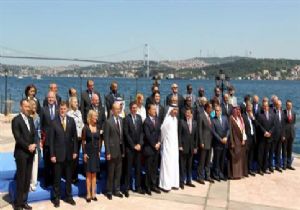 KADDAFİ NİN İPİ İSTANBUL DA ÇEKİLDİ!