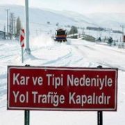 DOĞU DA 338 KÖY YOLU ULAŞIMA KAPANDI