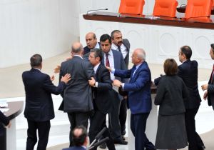 VEKİLLERLE İLGİLİ İNANILMASI GÜÇ İDDİA