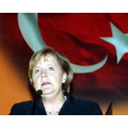 MERKEL,  AB SÜRECİ UZUN OLACAK DEDİ!