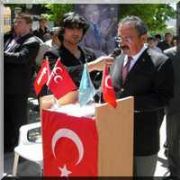  KEMİK YALAYICILARI 