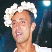 O ARTIK BİR KRAL