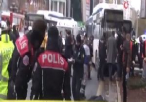 Belediye Otobüsü Yayaların Arasına Daldı