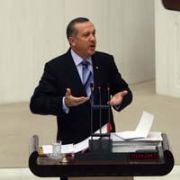 ERDOĞAN DEN ELEŞTİRİLERE YANIT