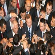 ERDOĞAN, BAYKAL IN KARŞISINA ÇIKAMADI