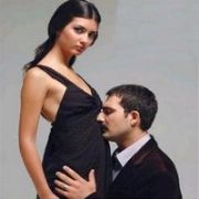 TUBA BÜYÜKÜSTÜN KÖPEĞİ İÇİN KORUMALI VİLLA TUTTU 