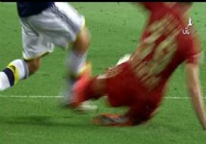 KUYT SAKATLANDI, EŞİ ÇILDIRDI!