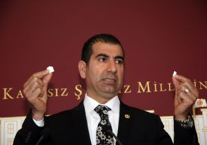 MECLİS TE EROİN Lİ BASIN TOPLANTISI!