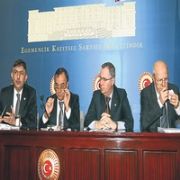 MECLİS ADALET KOMİSYONU NDA CHP DEPREMİ