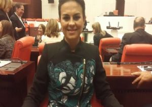 Cumhuriyet i  Reklam Arası  Yapan AKP li