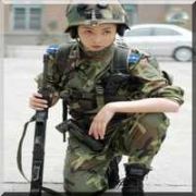 ÇİNLİ KADIN ASKERLERİN ŞOVU