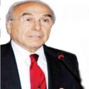 DURAK TAN SERT TEPKİ:  BURASI DAĞ BAŞI DEĞİL 