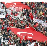 BAŞKENT TE  CUMHURİYET İÇİN HALK YÜRÜYÜŞÜ 